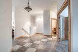 943 Victorian Dr - Photo 4