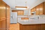 2533 Woodcrest Dr - Photo 11