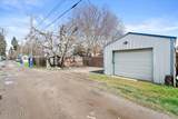 921 7TH St - Photo 25