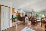 843 Woodlawn Drive - Photo 4