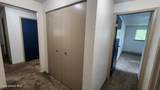 1733 8TH St - Photo 32