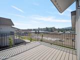 966 Railroad Avenue - Photo 13