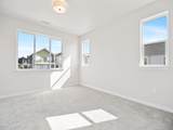 966 Railroad Avenue - Photo 16