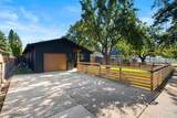 531 Lavina Ave - Photo 2