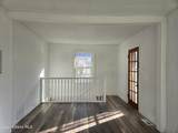 134 Riverside Ave - Photo 4