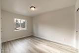 553 G St - Photo 16