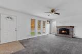 2810 Clara Ln - Photo 3