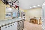 704 Merton Ave - Photo 15