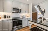 34 Hitchcock Dr - Photo 9
