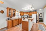 2156 Merlyn Way - Photo 7