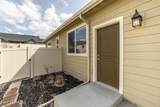 7028 Madellaine Dr - Photo 45