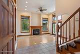 414 Creekside Ln - Photo 6