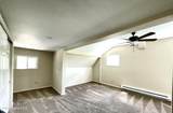 345 Jefferson - Photo 15