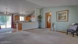 2416 Mackenzie Dr - Photo 2