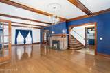 1002 Highland Ave - Photo 2
