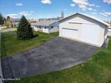 1147 Orchard Ave - Photo 2