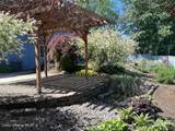 956 Armstrong Dr - Photo 60