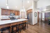 635 Valley St - Photo 15