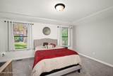 211 Pinewood Dr - Photo 32