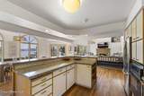 2772 Lutherhaven Rd - Photo 14