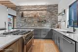 301 17TH St - Photo 7