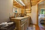 1050 Greenview Ln - Photo 37