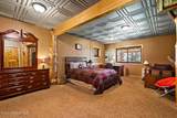 1050 Greenview Ln - Photo 47