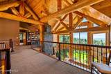 1050 Greenview Ln - Photo 8