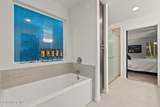 990 Goldfinch Ln - Photo 15