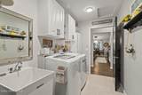 990 Goldfinch Ln - Photo 20