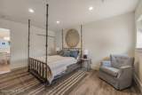 704 Wallace Ave - Photo 41