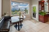 2326 Summit Dr - Photo 19