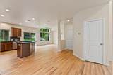 1940 Forest Ridge St - Photo 5