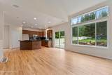 1940 Forest Ridge St - Photo 9