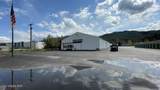 689 Commerce Dr - Photo 1