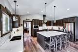 9101 Chateaux Dr - Photo 10