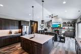 9101 Chateaux Dr - Photo 13