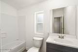 17530 Santiago Cir - Photo 9
