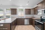 21714 Lakeview Dr - Photo 27