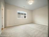993 Railroad Avenue - Photo 18