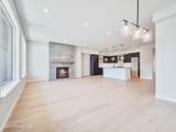 1035 Railroad Ave - Photo 4
