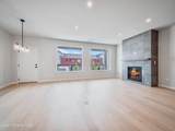 1035 Railroad Ave - Photo 5