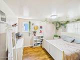 305 First St - Photo 19