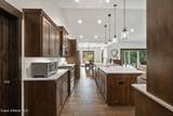 5864 Twin Lakes Rd - Photo 17