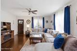 930 7th St - Photo 11