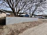 204 Chestnut St - Photo 2