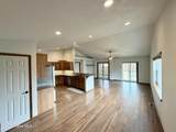 843 Woodlawn Dr - Photo 13