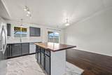 2615 Knapp Cir - Photo 16