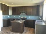 407 Treeline St - Photo 4