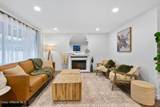 1502 Stiner Ave - Photo 3